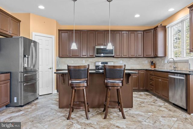 5 KINGSLEY CT, Newtown, PA 18940