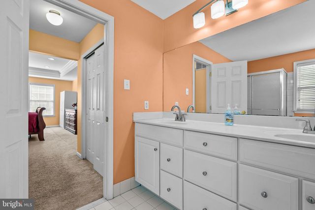 5 KINGSLEY CT, Newtown, PA 18940