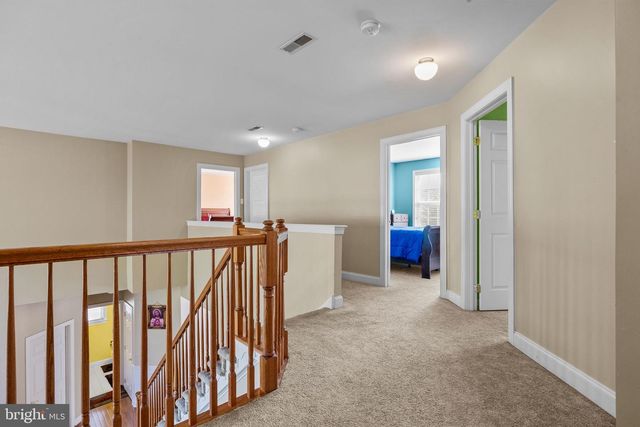 5 KINGSLEY CT, Newtown, PA 18940