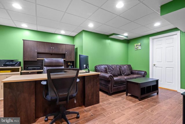 5 KINGSLEY CT, Newtown, PA 18940