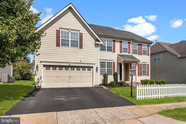 5 KINGSLEY CT, Newtown, PA 18940