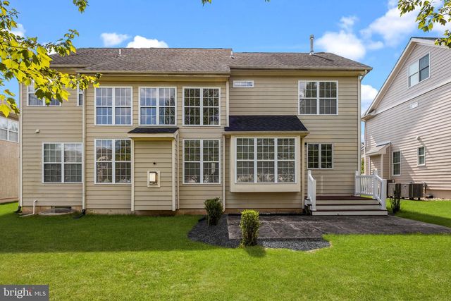 5 KINGSLEY CT, Newtown, PA 18940