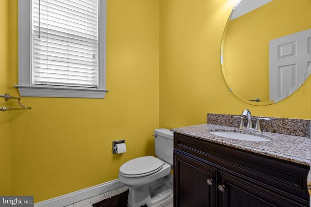 5 KINGSLEY CT, Newtown, PA 18940