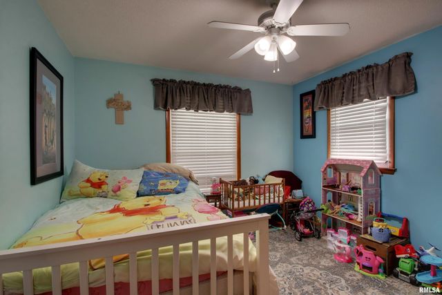 1016 Gerard Avenue, Quincy, IL 62305