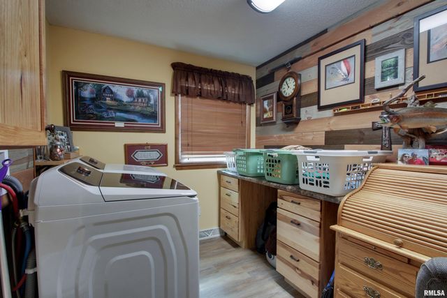 1016 Gerard Avenue, Quincy, IL 62305