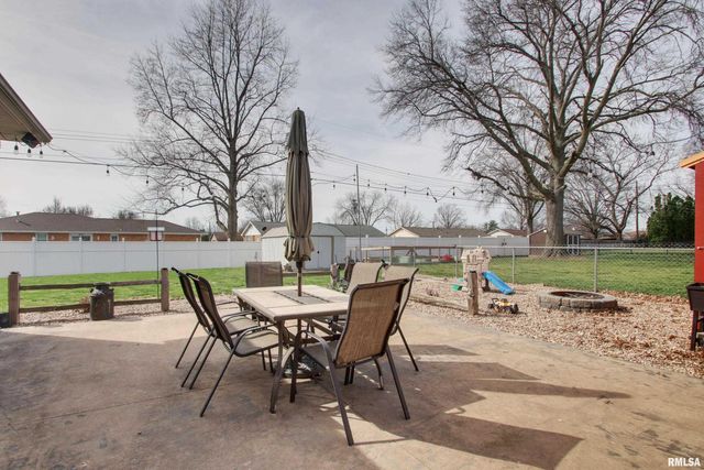 1016 Gerard Avenue, Quincy, IL 62305