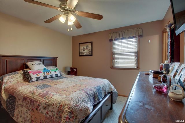 1016 Gerard Avenue, Quincy, IL 62305