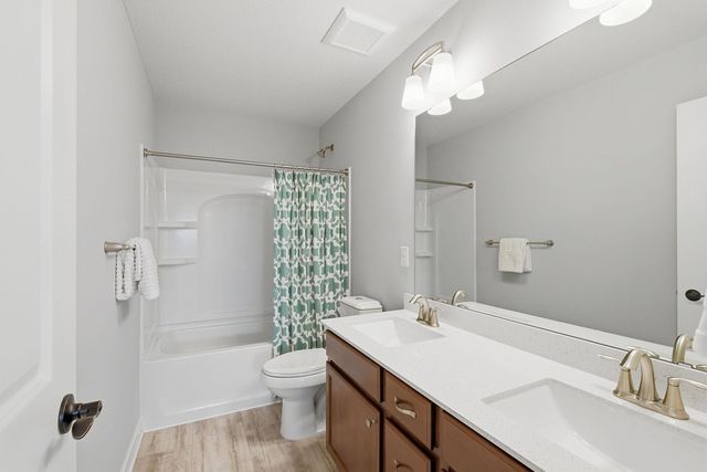 11040 Sundance Ridge, Maple Grove, MN 55369