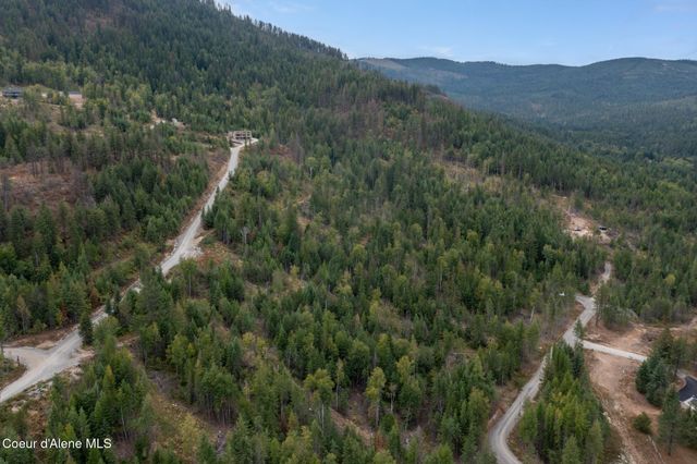 220 Hawkwind Trl, Cocolalla, ID 83813