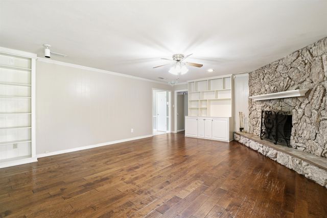 1101 Camellia Lane, Longview, TX 75601