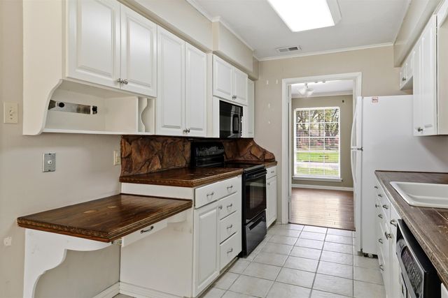 1101 Camellia Lane, Longview, TX 75601