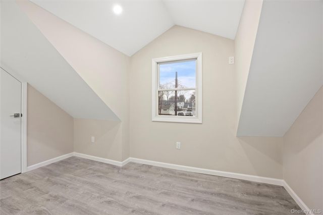 6 Grand Haven Court, Commack, NY 11725