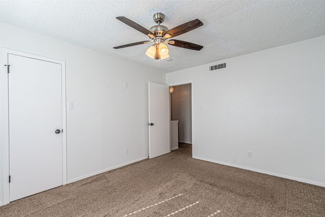 4643 Country Creek Drive 1090, Dallas, TX 75236