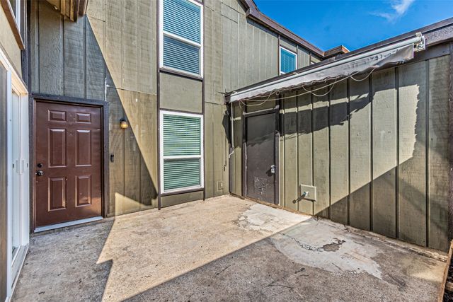 4643 Country Creek Drive 1090, Dallas, TX 75236