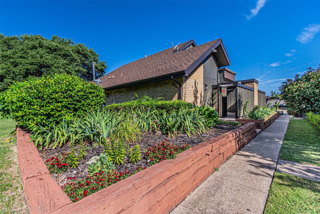 4643 Country Creek Drive 1090, Dallas, TX 75236