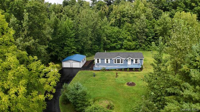 64 Airport Road, Accord, NY 12404