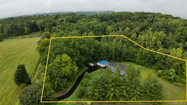 64 Airport Road, Accord, NY 12404