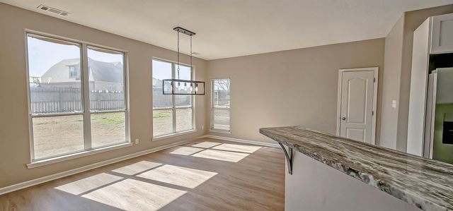 5283 BEAGLE TRL, Bartlett, TN 38002