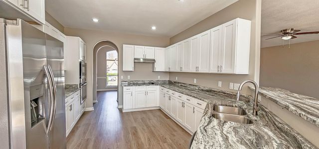 5283 BEAGLE TRL, Bartlett, TN 38002