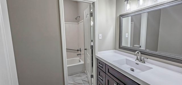 5283 BEAGLE TRL, Bartlett, TN 38002