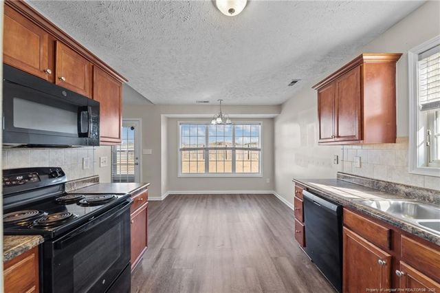 521 Fairfield Circle, Raeford, NC 28376