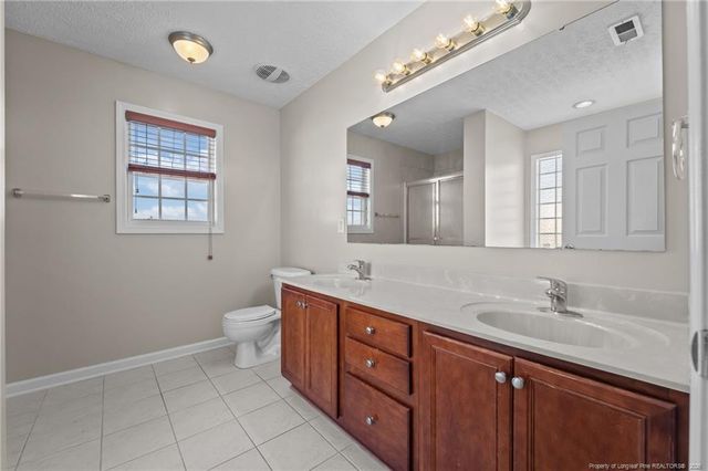 521 Fairfield Circle, Raeford, NC 28376