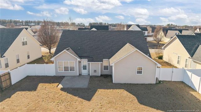 521 Fairfield Circle, Raeford, NC 28376