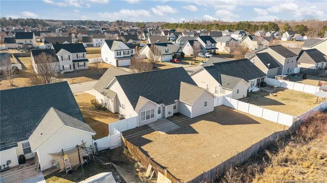 521 Fairfield Circle, Raeford, NC 28376