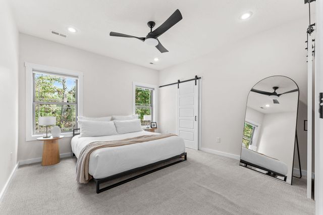 5679 State Highway Bb, Seymour, MO 65746