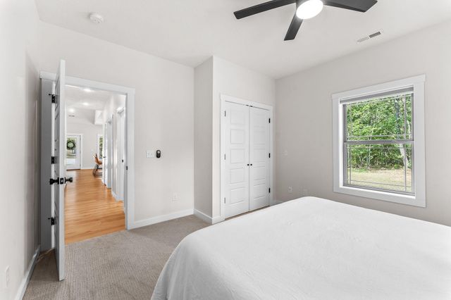 5679 State Highway Bb, Seymour, MO 65746