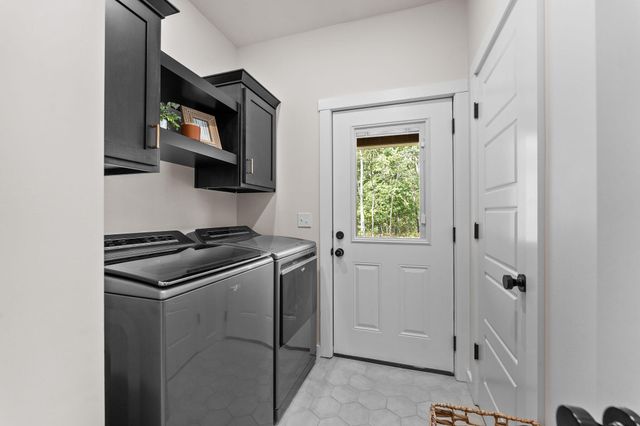 5679 State Highway Bb, Seymour, MO 65746