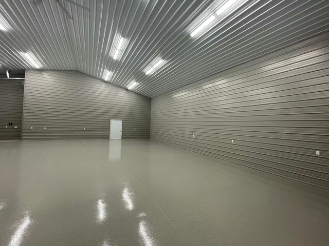 5679 State Highway Bb, Seymour, MO 65746