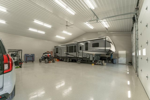 5679 State Highway Bb, Seymour, MO 65746