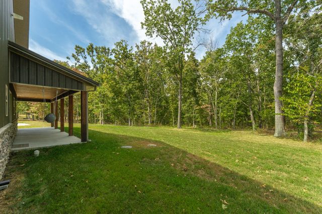 5679 State Highway Bb, Seymour, MO 65746