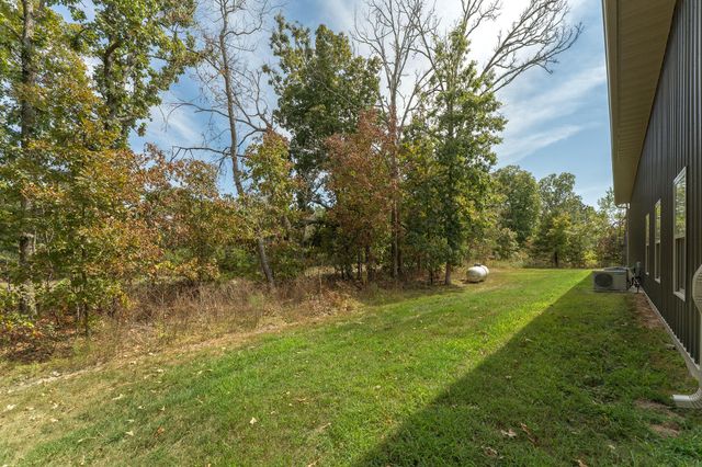 5679 State Highway Bb, Seymour, MO 65746