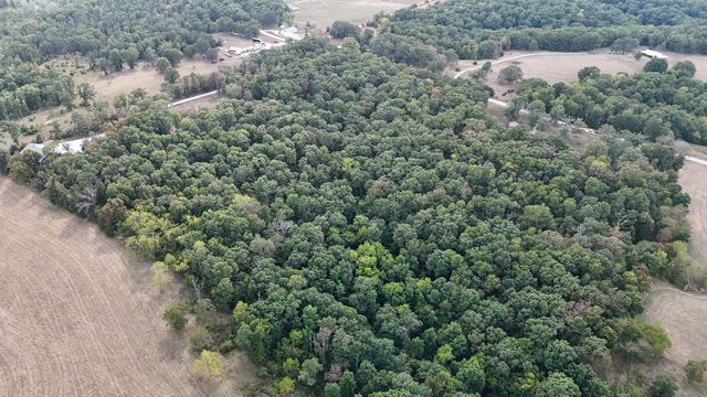 5679 State Highway Bb, Seymour, MO 65746