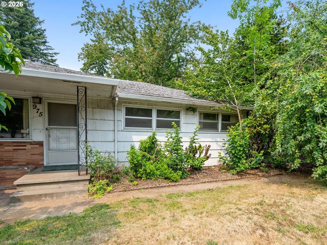 975 Se KANE Dr, Gresham, OR 97080
