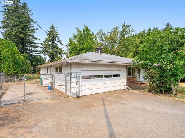 975 Se KANE Dr, Gresham, OR 97080