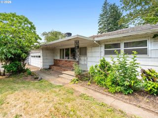 975 Se KANE Dr, Gresham, OR 97080