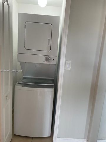 1663 SE 29th St 206, Homestead, FL 33035