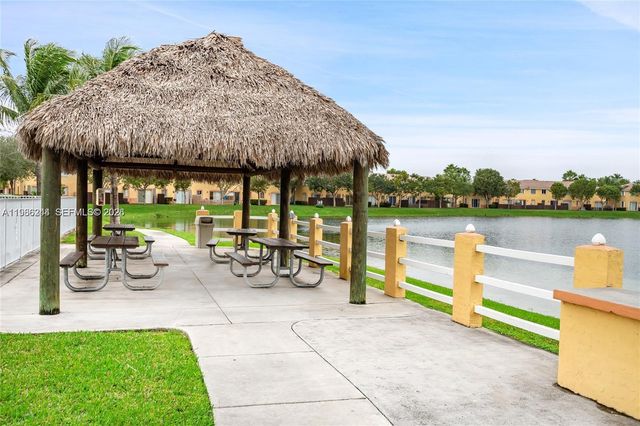 1663 SE 29th St 206, Homestead, FL 33035