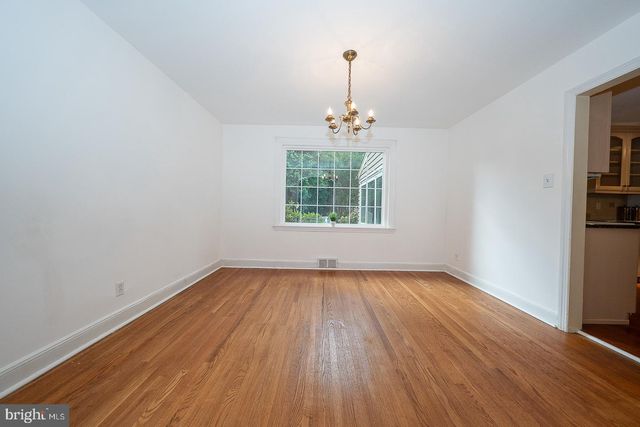 11 CURTIS RD, Springfield, PA 19064
