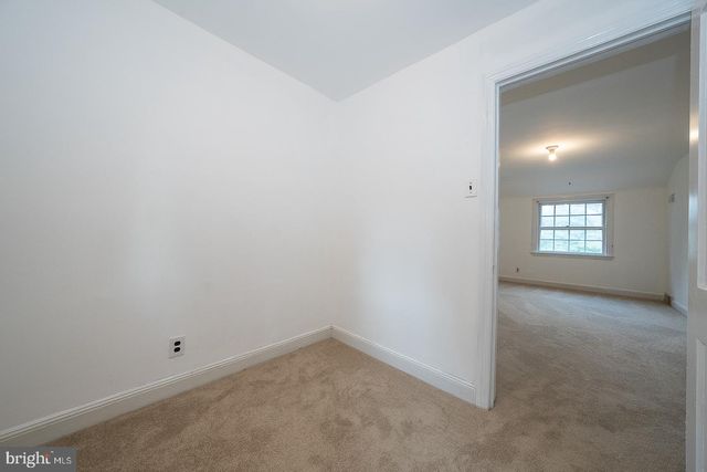 11 CURTIS RD, Springfield, PA 19064