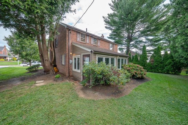 11 CURTIS RD, Springfield, PA 19064