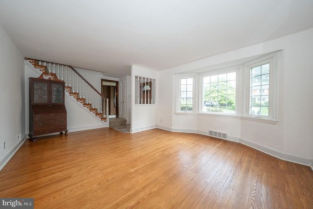 11 CURTIS RD, Springfield, PA 19064
