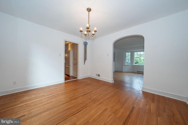 11 CURTIS RD, Springfield, PA 19064