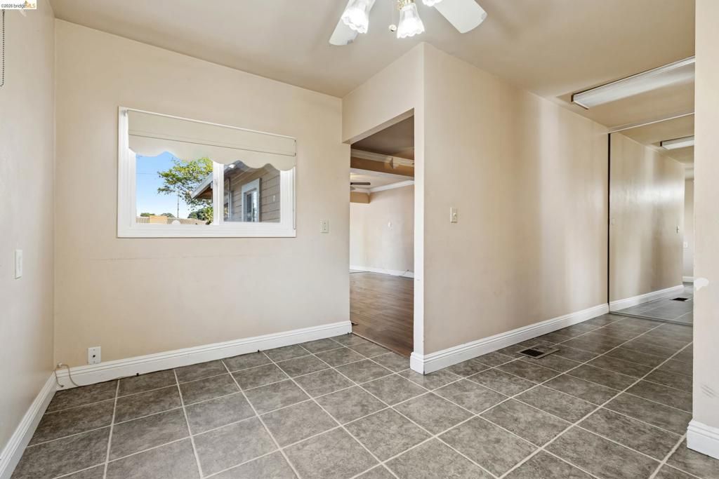 Image 10 of property listing at 413 Landis Ave, Oakley, CA 94561