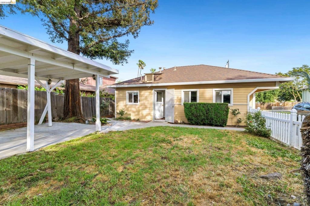 Image 31 of property listing at 413 Landis Ave, Oakley, CA 94561