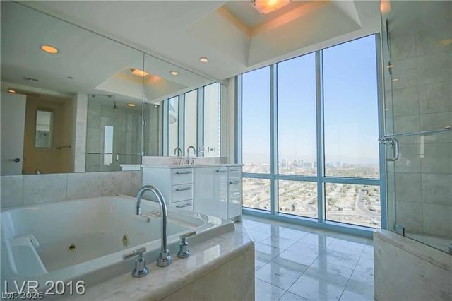 222 Karen Avenue 2601, Las Vegas, NV 89109