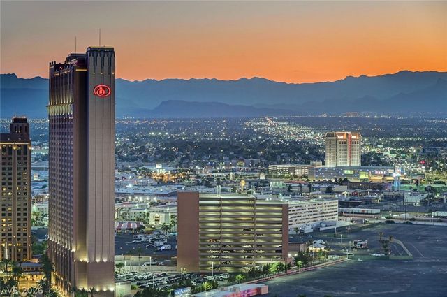 222 Karen Avenue 2601, Las Vegas, NV 89109